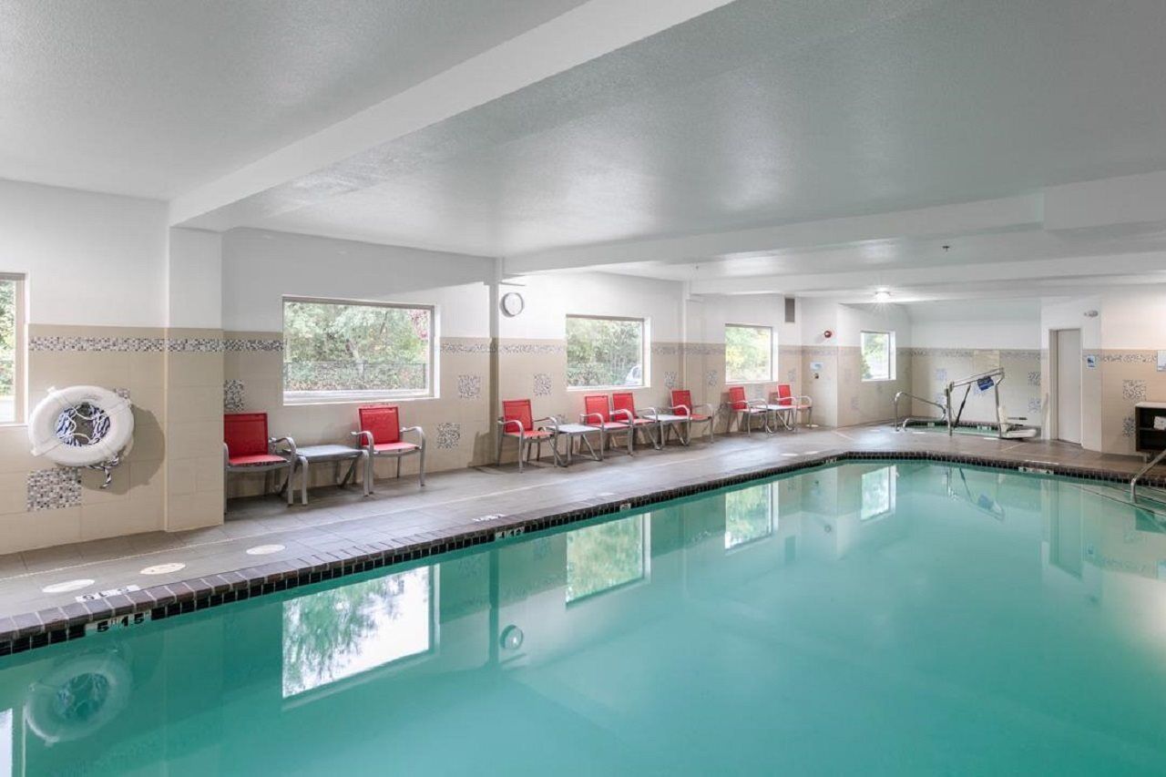 Holiday Inn Express & Suites Hood River By Ihg Dış mekan fotoğraf